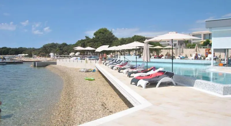 Apartments Antonija Punta Skala Next To Falkensteiner Resort Petrcane Croatia