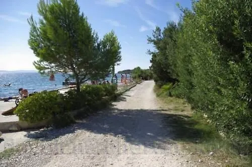 Apartments Antonija Punta Skala Next To Falkensteiner Resort Petrcane