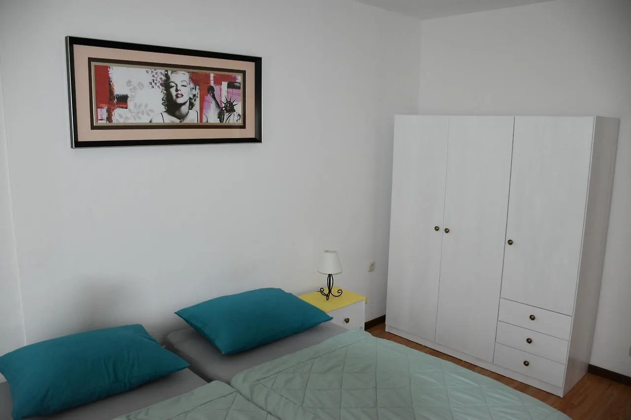 Apartments Antonija Punta Skala Next To Falkensteiner Resort Petrcane Croatia
